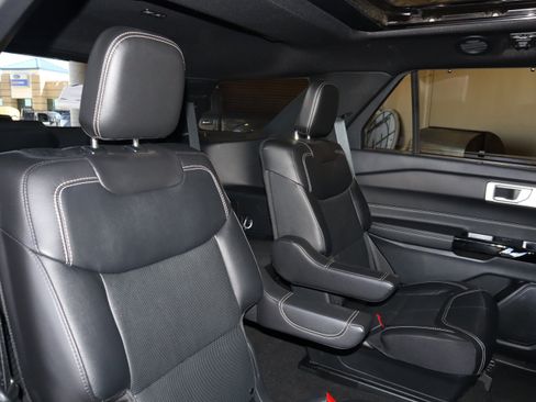 Certified 2024 Ford Explorer ST w/ Equipment Group 401A image 44