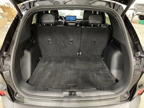 Used 2025 Ford Escape ST-Line w/ Tech Pack #1 image 24