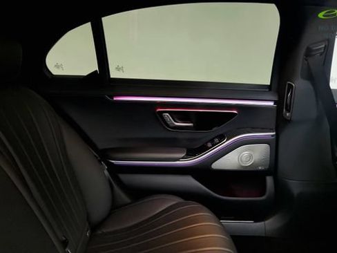 Used 2023 Mercedes-Benz S 580 4MATIC Sedan w/ AMG Line image 40