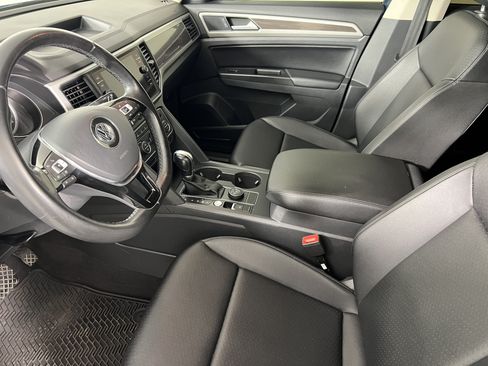 Used 2019 Volkswagen Atlas SE AWD/4WD image 4