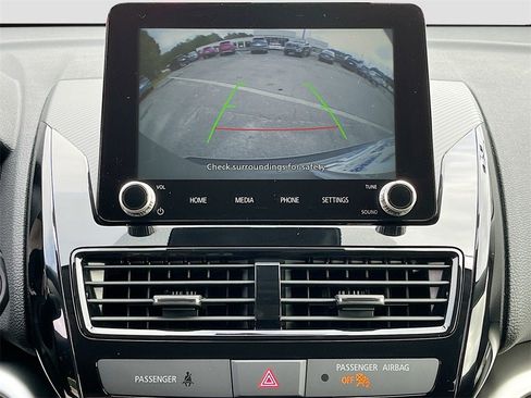 New 2025 Mitsubishi Eclipse Cross LE image 13