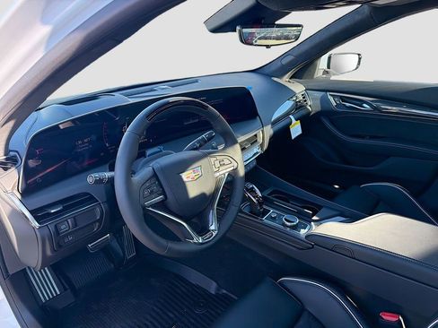 New 2026 Cadillac CT5 V w/ Technology Package image 9