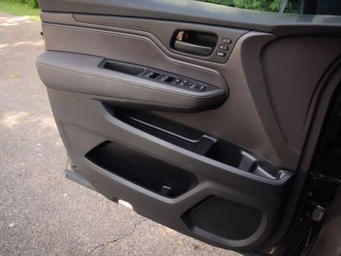 Used 2019 Honda Odyssey EX-L image 18