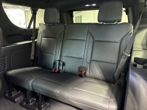 Used 2026 Chevrolet Suburban LT w/ Comfort Package AWD/4WD image 53