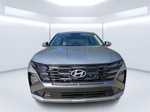 New 2026 Hyundai Tucson SE image 8
