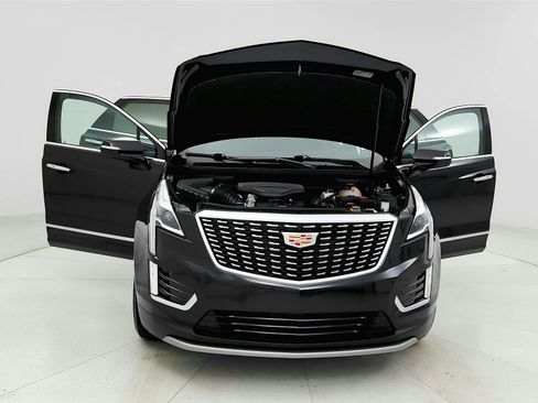 Used 2023 Cadillac XT5 Premium Luxury image 12