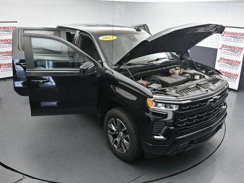 Used 2023 Chevrolet Silverado 1500 RST w/ Protection Package AWD/4WD image 39