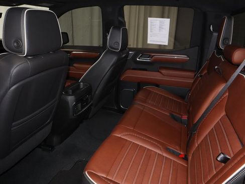 Used 2023 GMC Sierra 1500 Denali Ultimate AWD/4WD image 19