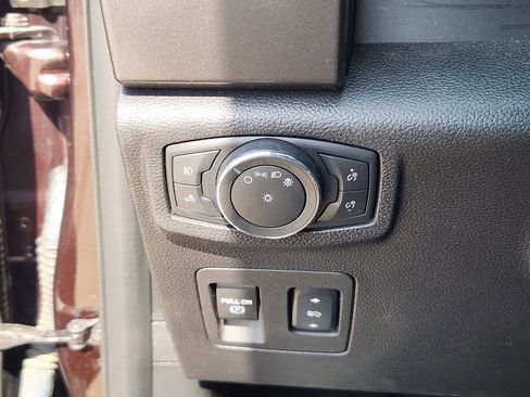 Used 2018 Ford F150 XLT w/ Equipment Group 302A Luxury image 29