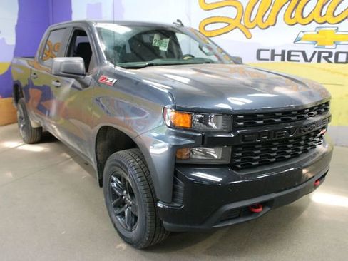 Used 2021 Chevrolet Silverado 1500 Custom Trail Boss w/ Safety Confidence Package AWD/4WD image 1