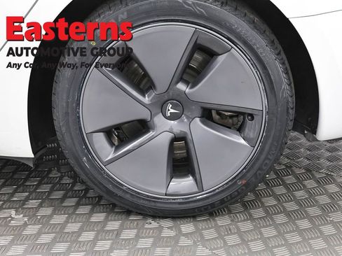 Used 2023 Tesla Model 3 Standard Range RWD image 27