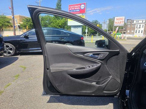 Used 2022 Chevrolet Malibu LS FWD image 14