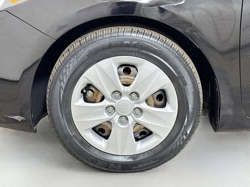 Used 2018 Kia Forte LX w/ LX Rear Camera Package FWD image 26