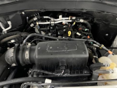 Used 2023 Ford Explorer XLT image 37