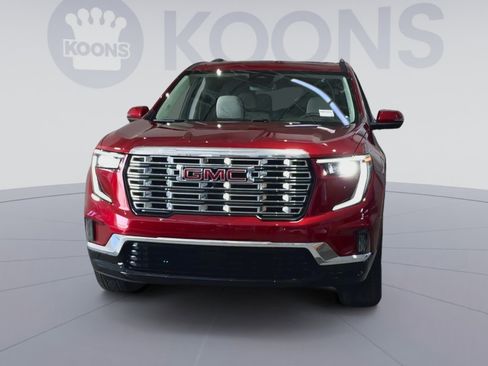 Used 2024 GMC Acadia Denali image 7