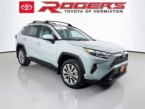 Certified 2022 Toyota RAV4 XLE Premium AWD/4WD image 1