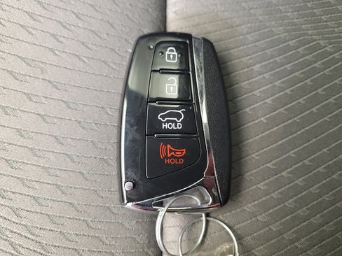 Used 2018 Hyundai Santa Fe Sport w/ 2.4L Value Package 02 FWD image 32