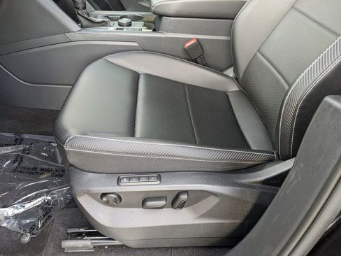 Certified 2023 Volkswagen Atlas Cross Sport SEL R-Line image 19