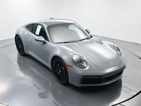 Used 2024 Porsche 911 Carrera image 41