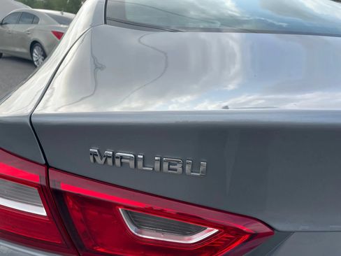 Used 2023 Chevrolet Malibu LT FWD image 4