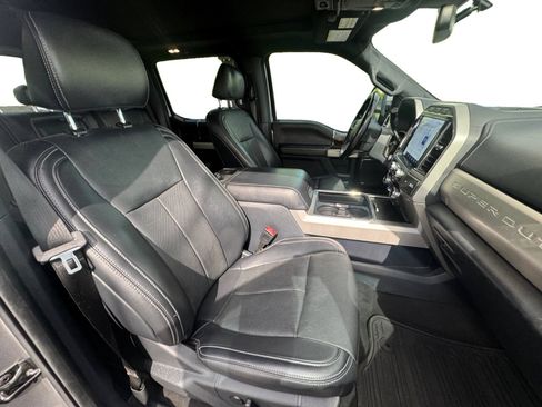 Used 2022 Ford F250 Lariat w/ Lariat Ultimate Package AWD/4WD image 15
