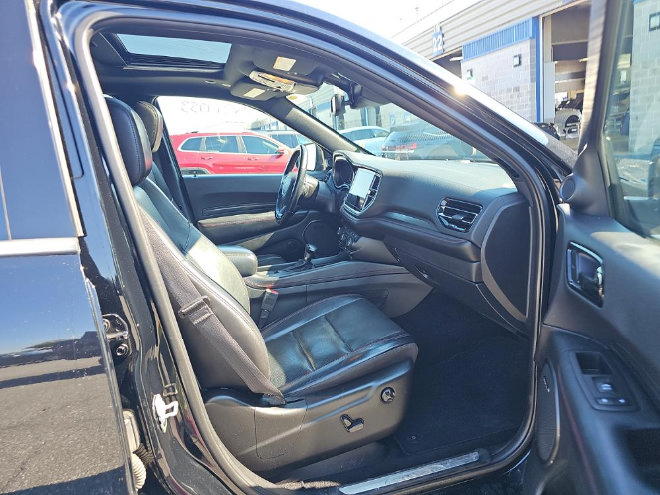 Used 2021 Dodge Durango R/T w/ Tow 'N Go Group AWD/4WD image 12