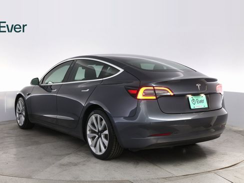 Used 2019 Tesla Model 3 Standard Range Plus image 14