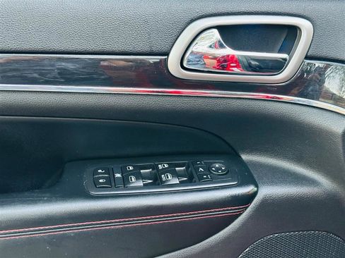 Used 2017 Jeep Grand Cherokee Trailhawk image 24