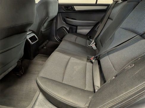 Used 2019 Subaru Outback 2.5i image 25