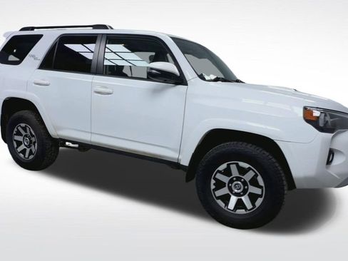 Used 2019 Toyota 4Runner TRD Off-Road Premium image 2