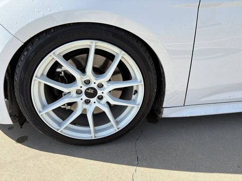 Used 2017 Ford Focus ST FWD image 9
