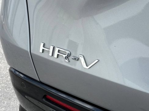 Used 2024 Honda HR-V EX-L image 10