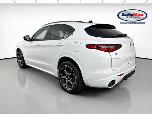 Used 2023 Alfa Romeo Stelvio Veloce AWD/4WD image 6