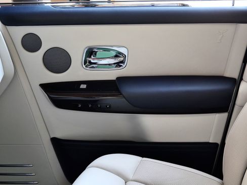 Certified 2023 Rolls-Royce Phantom Sedan RWD image 11