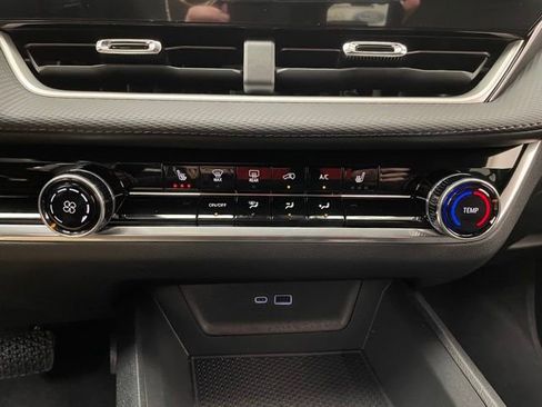 New 2026 Chevrolet Equinox LT w/ Safety and Technology Package AWD/4WD image 6
