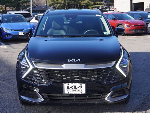 Used 2025 Kia Sportage EX image 12