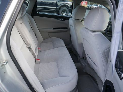 Used 2009 Chevrolet Impala LT image 20