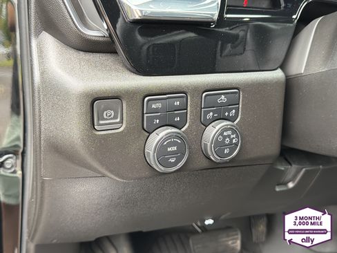 Used 2024 Chevrolet Silverado 1500 RST w/ Z71 Off-Road Package AWD/4WD image 15