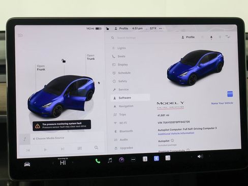 Used 2023 Tesla Model Y Performance image 48