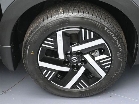 New 2026 Nissan Kicks SV image 6