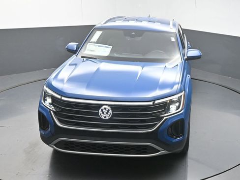 New 2026 Volkswagen Atlas Cross Sport SE FWD image 42