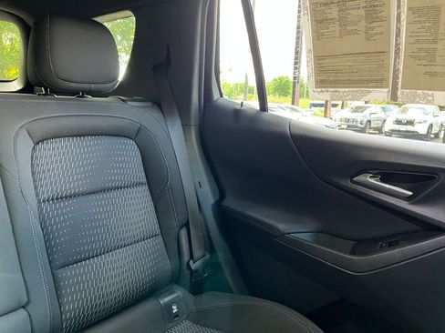 Used 2025 Chevrolet Equinox LT image 37