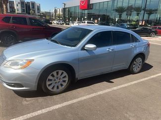 Used 2014 Chrysler 200 LX video 1