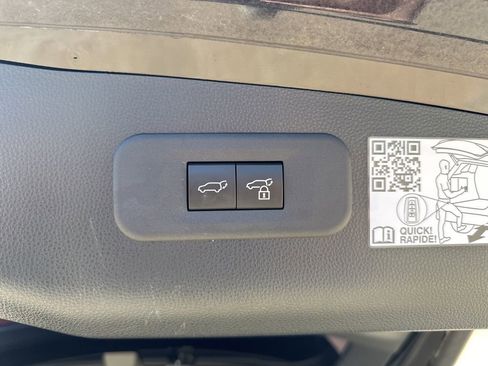 Used 2025 Toyota Crown Signia image 40