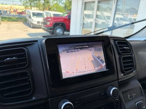 Used 2025 RAM ProMaster 2500 w/ U-Haul Equipment Group FWD image 16