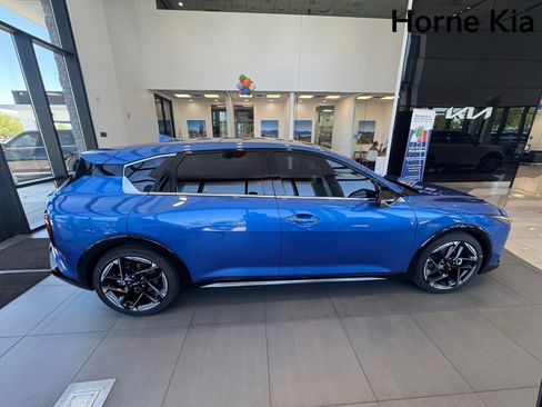New 2026 Kia K4 EX FWD image 3