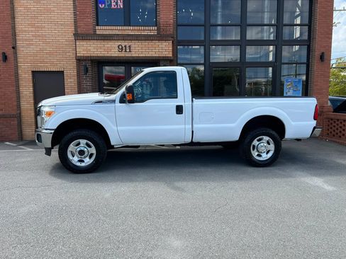 Used 2011 Ford F250 XLT w/ Skid Plate Pkg AWD/4WD image 4