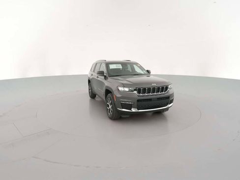 New 2025 Jeep Grand Cherokee L Limited image 17