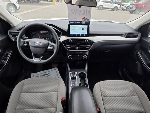 Used 2022 Ford Escape SE AWD/4WD image 25