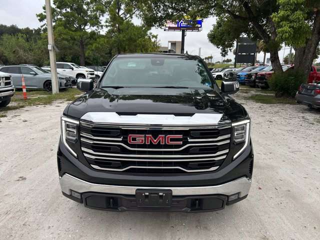 Used 2025 GMC Sierra 1500 SLT AWD/4WD image 15